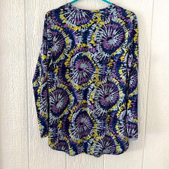 Land’s End long sleeve vibrant top Large - Picture 4 of 5